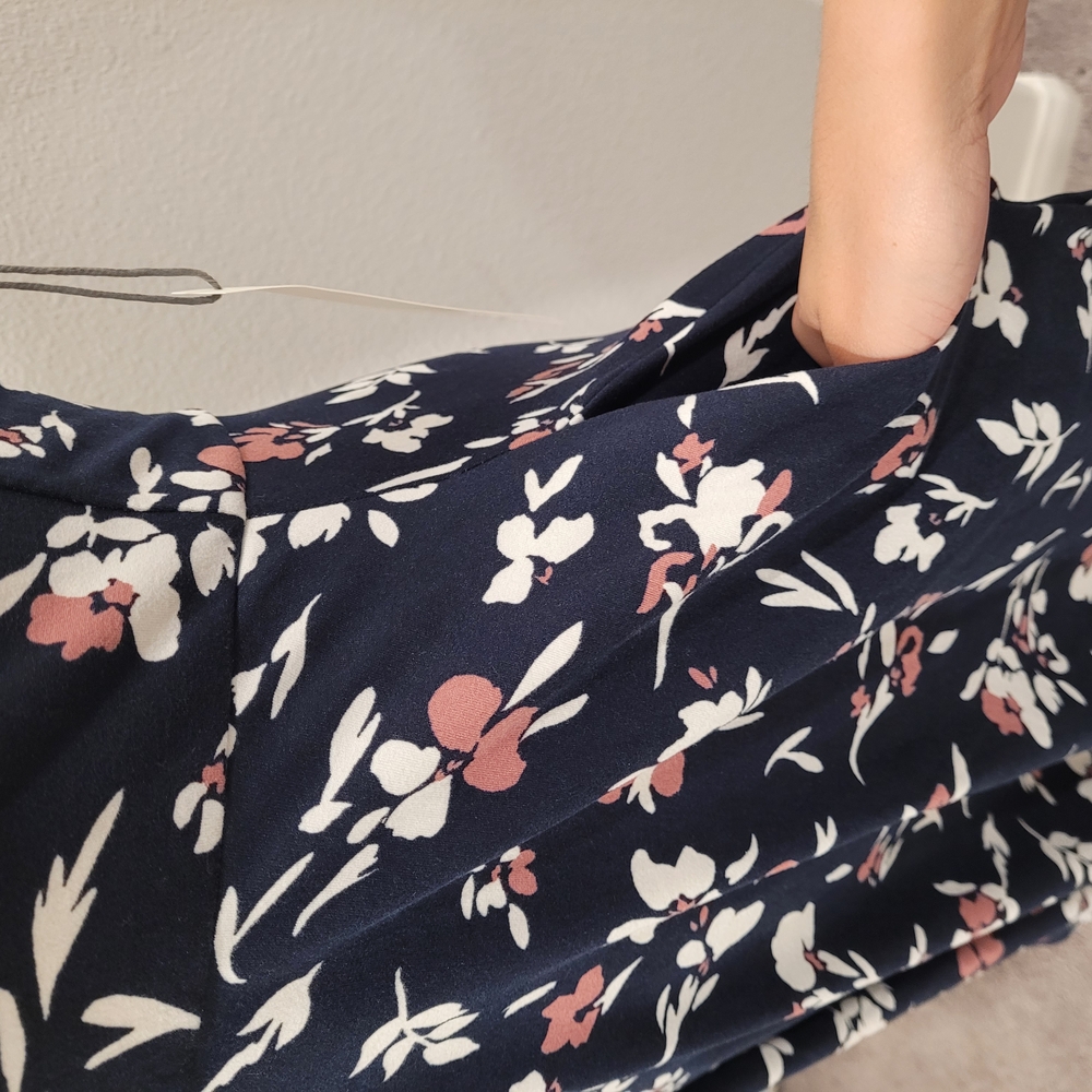 NWT Nine Britton Dress - Picture 4 of 8